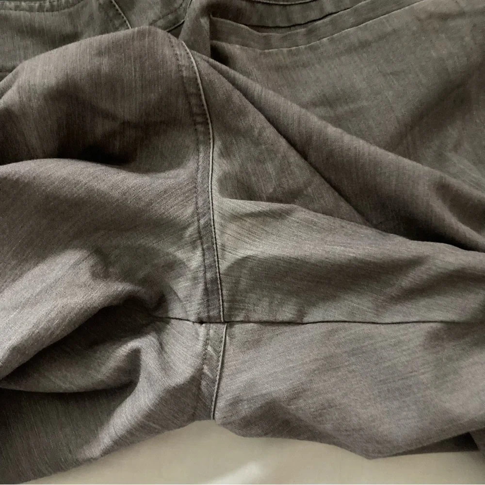 Figs Men’s Axim Cargo Scrub Pants Size Medium Short Gray